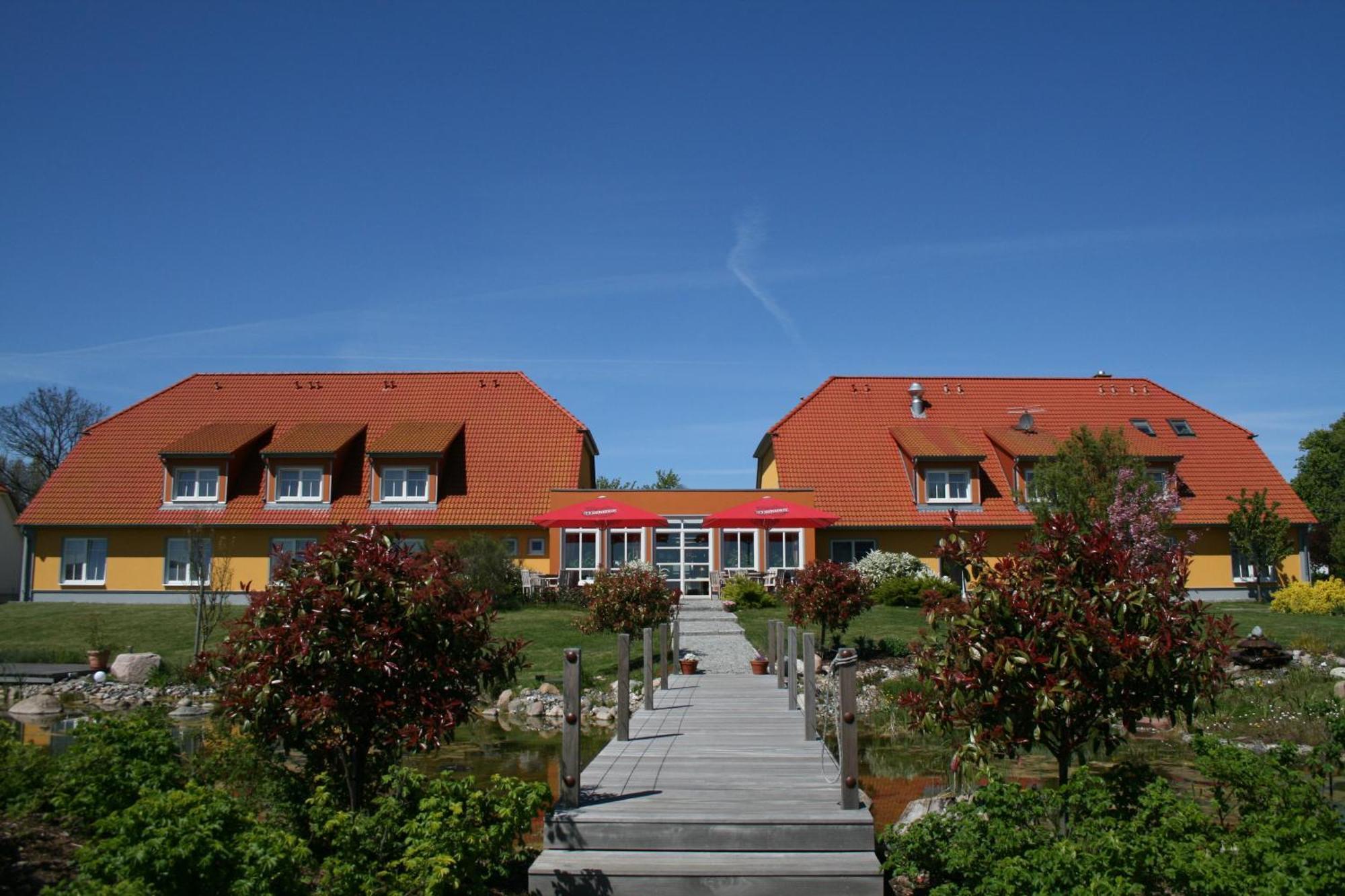 Hotel & Restaurant Zum Kap Arkona Putgarten Экстерьер фото